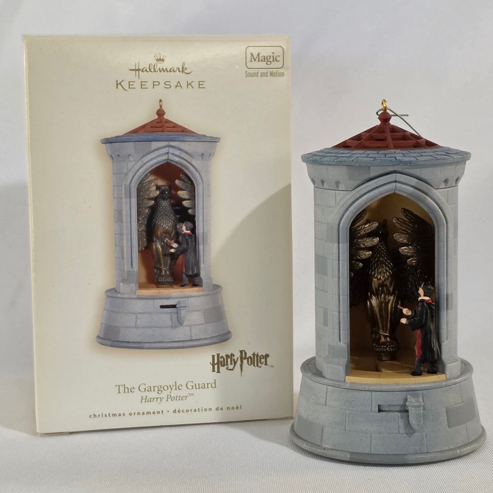 Hallmark Ornament Harry Potter Grey Excellent The Gargoyle Guard Magic 2008